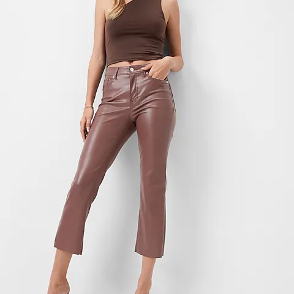 Express Faux Leather Crop Pant 10L